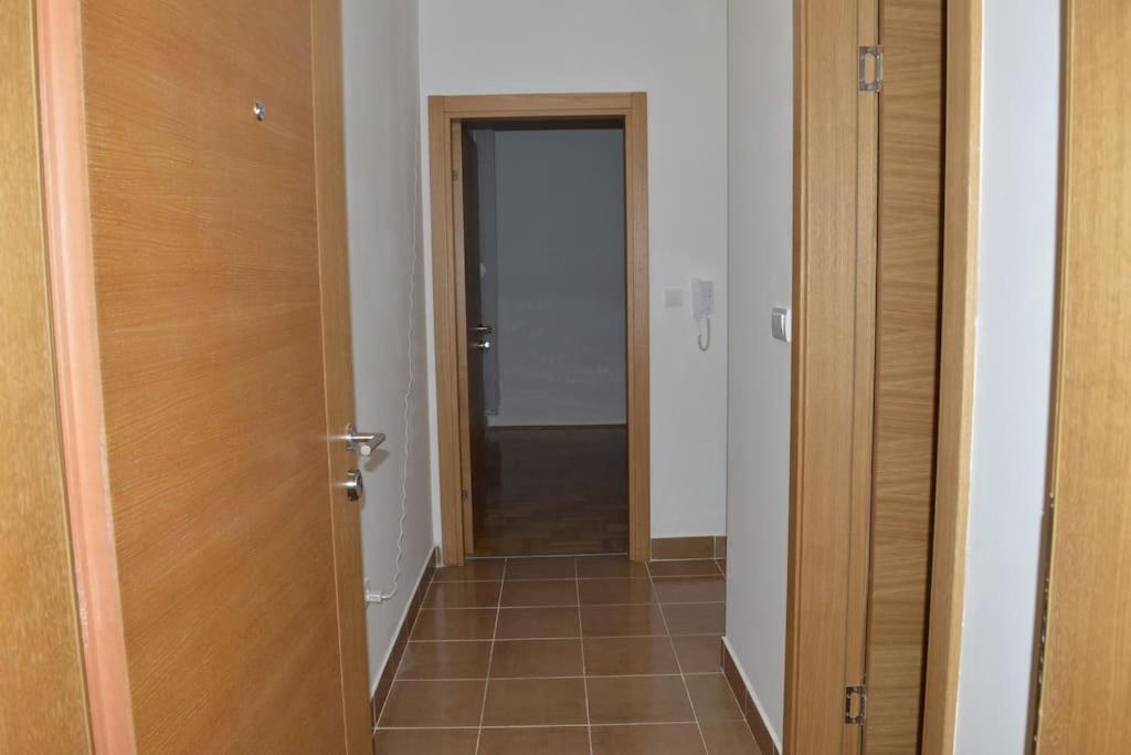 Apartman A&M Tivat Eksteriør billede