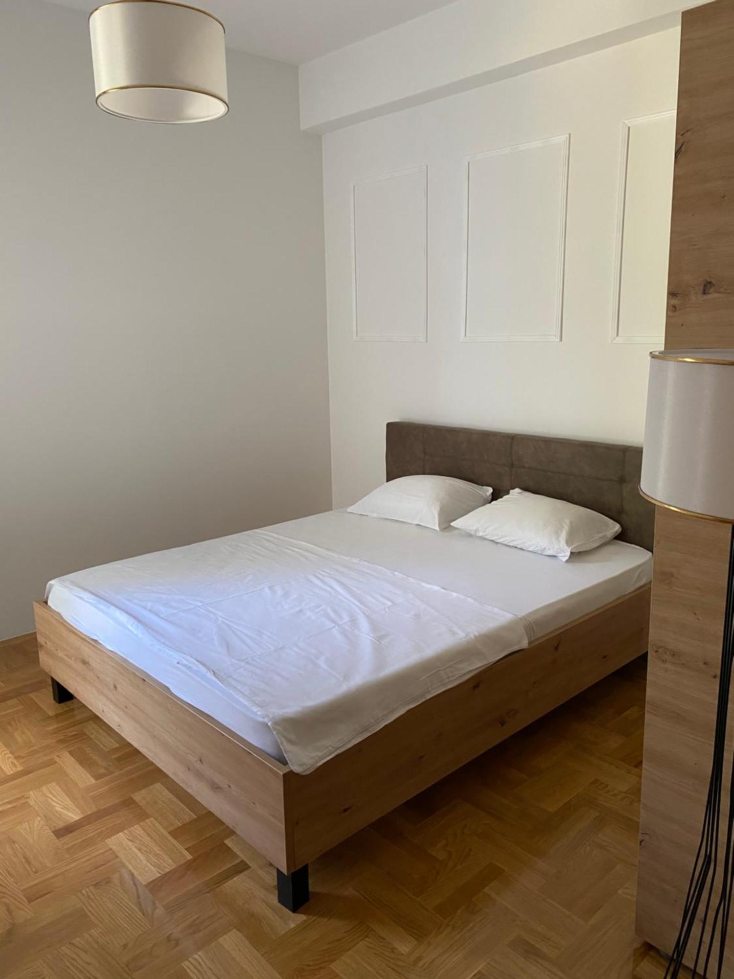 Apartman A&M Tivat Eksteriør billede
